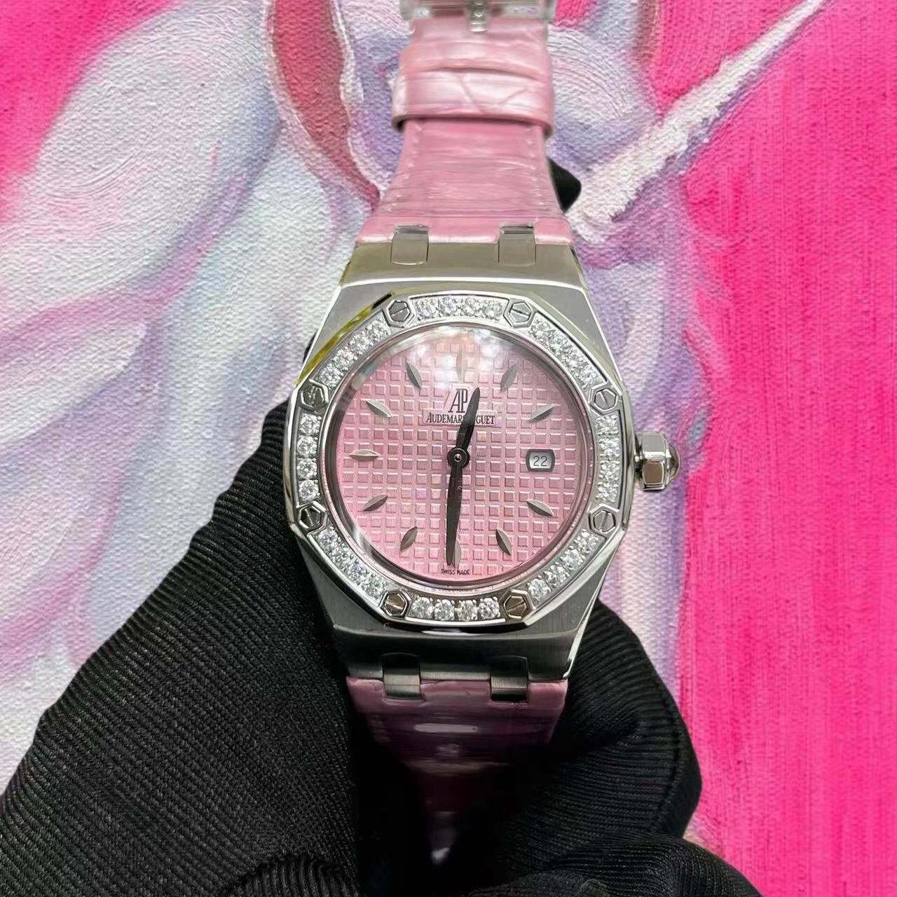 改裝定製 高仿 Audemars Piguet 愛彼 皇家橡樹  67601ST 33mm 女士腕錶